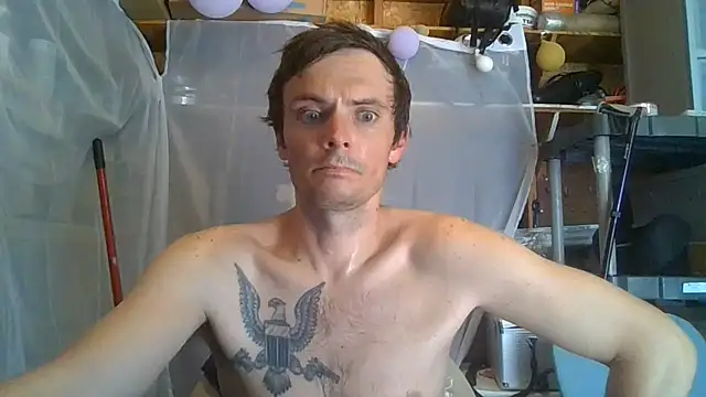 Snapshot of RichardW chatting on 06/23/26, 11:47 RichardW online show from 06/23/26, 11:47