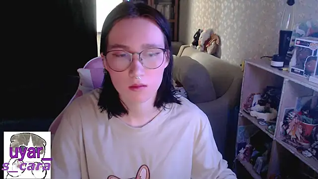 Snapshot of s_cara chatting on 09/17/25, 11:23 s cara online show from 09/17/25, 11:23