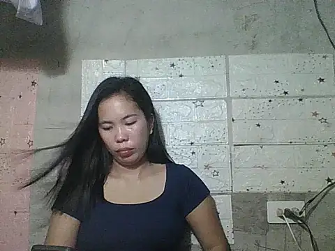 Snapshot of pinaysinglemommm chatting on 09/24/25, 09:01 pinaysinglemommm online show from 09/24/25, 09:01