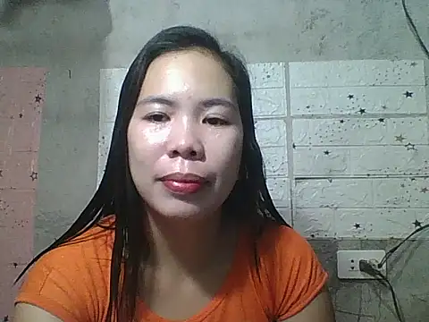 Snapshot of pinaysinglemommm chatting on 09/24/25, 09:07 pinaysinglemommm online show from 09/24/25, 09:07