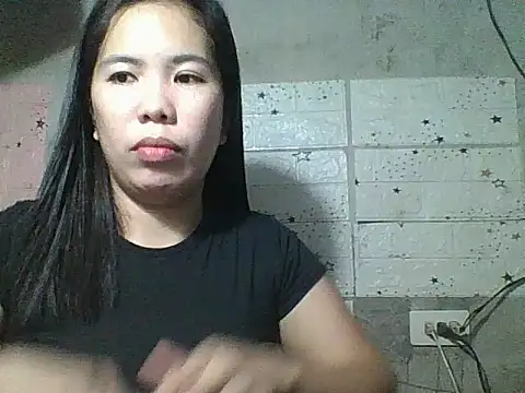 Snapshot of pinaysinglemommm chatting on 09/27/25, 09:14 pinaysinglemommm online show from 09/27/25, 09:14