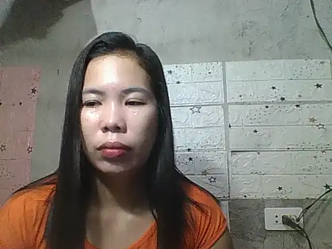 Snapshot of pinaysinglemommm chatting on 09/29/25, 09:08 pinaysinglemommm online show from 09/29/25, 09:08