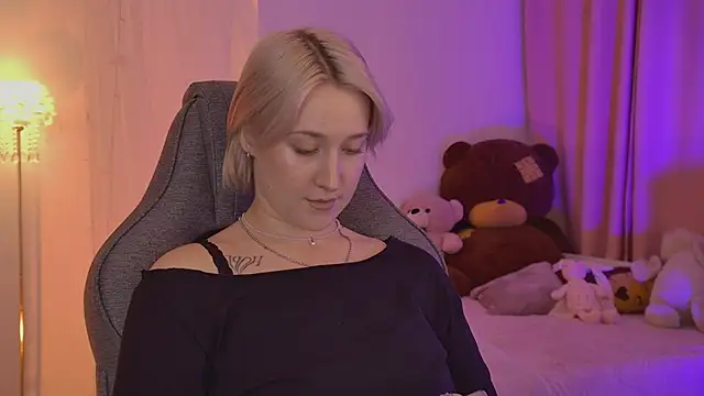 CinBellamy online show from 06/19/26, 05:34