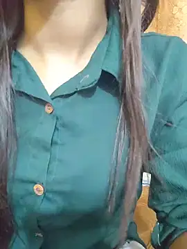 Snapshot of Radhika_01 chatting on 05/30/26, 05:04 Radhika 01 online show from 05/30/26, 05:04