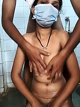 Snapshot of Shivani2002 chatting on 09/11/25, 07:52 Shivani2002 online show from 09/11/25, 07:52