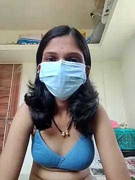 Shivani2002 online show from 03/05/26, 07:48