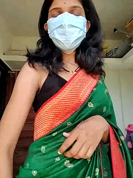 Shivani2002 online show from 03/06/26, 08:33