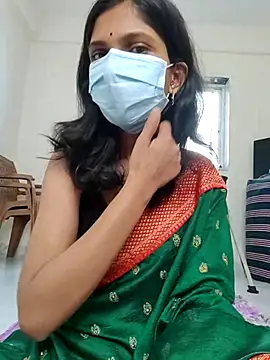 Shivani2002 online show from 04/06/26, 04:46