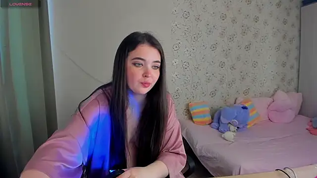 Alice next door online show from 04/23/26, 09:52