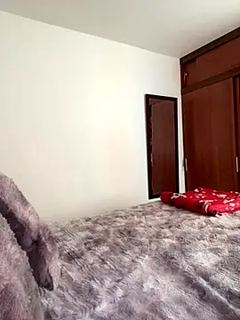 Cutie blondie online show from 12/02/25, 05:30