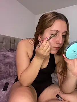 Cutie blondie online show from 12/19/25, 10:17