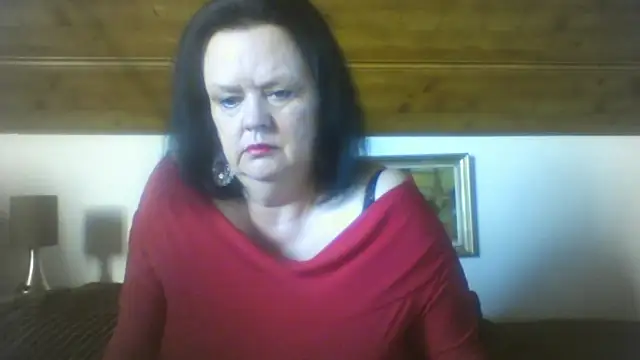 Snapshot of TiffanyMature chatting on 09/20/25, 08:15 TiffanyMature online show from 09/20/25, 08:15