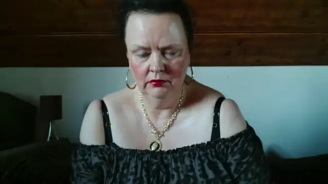 TiffanyMature online show from 11/07/25, 10:26