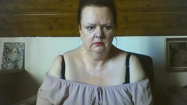 TiffanyMature online show from 03/17/26, 08:17