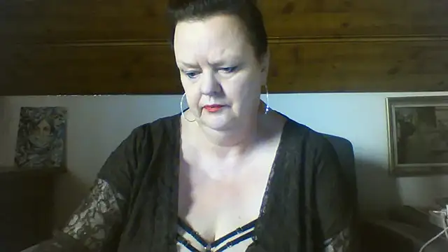 TiffanyMature online show from 04/13/26, 06:19