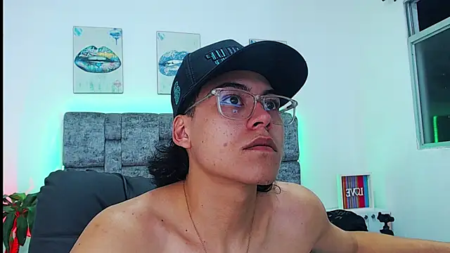 Snapshot of dirty_model chatting on 09/14/25, 12:54 dirty model online show from 09/14/25, 12:54