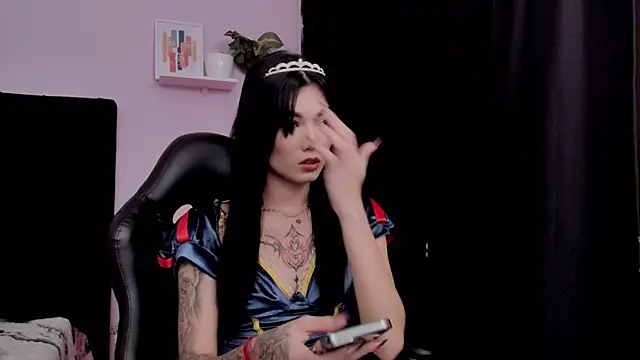 emmabridgerton online show from 11/10/25, 09:03