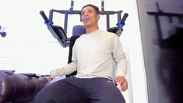 ItaloMoore online show from 11/10/25, 11:53