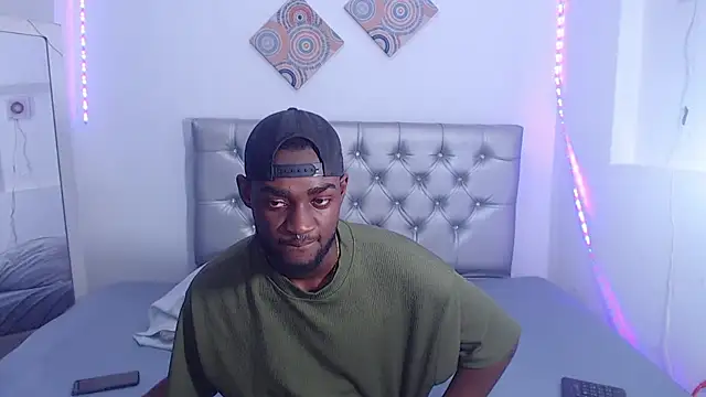 eebony stallion online show from 11/10/25, 06:51