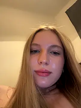 bbysonia online show from 11/24/25, 10:09