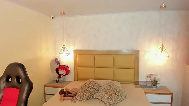 MELISSAROUGE online show from 07/17/26, 07:41