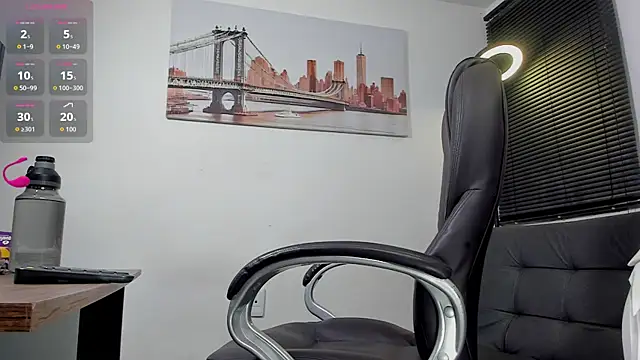 Dash Bukoski online show from 09/22/25, 11:23