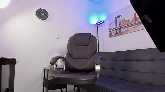 Dash Bukoski online show from 09/30/25, 01:38