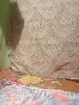 hotmomma8 online show from 09/23/25, 12:41