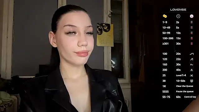 Snapshot of AlfredaBillegas chatting on 10/07/25, 06:16 AlfredaBillegas online show from 10/07/25, 06:16