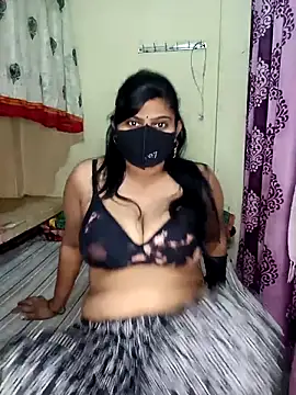 Snapshot of reena502 chatting on 02/11/26, 05:23 reena502 online show from 02/11/26, 05:23