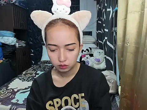 Soft Angel8 online show from 12/18/25, 05:46