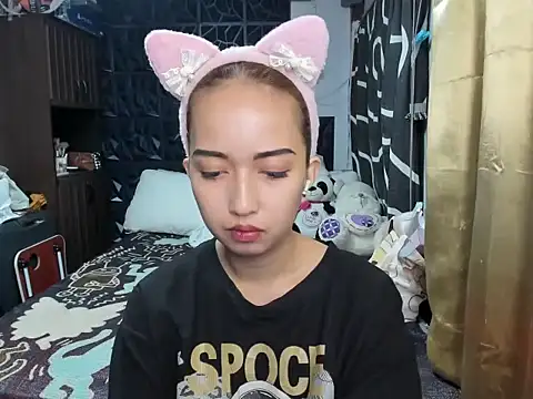 Soft Angel8 online show from 12/18/25, 05:52