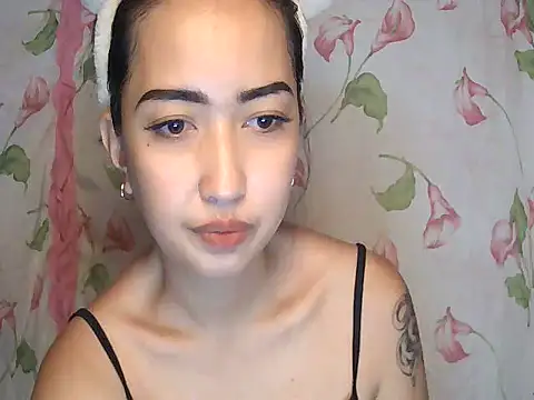 Snapshot of Soft_Angel8 chatting on 06/24/26, 05:06 Soft Angel8 online show from 06/24/26, 05:06