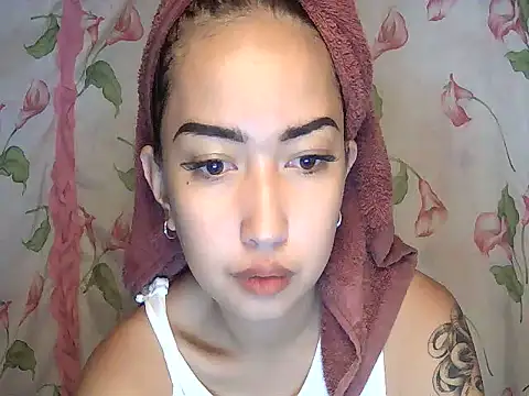 Snapshot of Soft_Angel8 chatting on 06/26/26, 04:06 Soft Angel8 online show from 06/26/26, 04:06