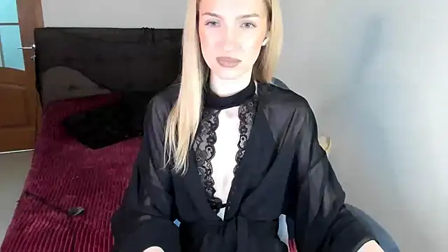 AndrianaBelle online show from 11/09/25, 06:28