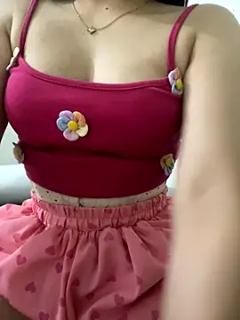 Snapshot of lanlan_girl2k chatting on 09/25/25, 07:45 lanlan girl2k online show from 09/25/25, 07:45