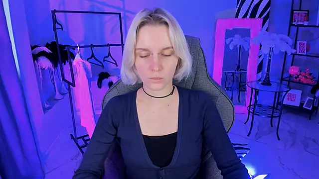 BethanyCloud online show from 11/12/25, 05:41