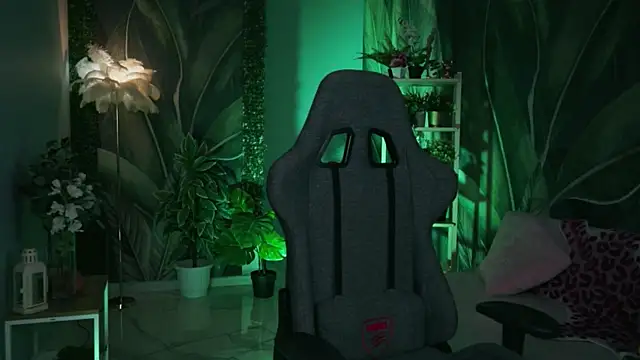 BethanyCloud online show from 04/24/26, 05:21