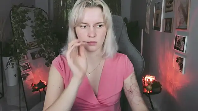 Snapshot of BethanyCloud chatting on 07/21/26, 05:10 BethanyCloud online show from 07/21/26, 05:10