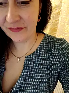 Snapshot of Amandda_ chatting on 02/13/26, 04:14 Amandda online show from 02/13/26, 04:14