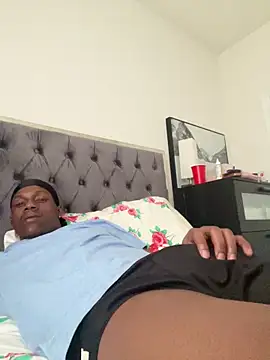 Snapshot of labishyoung25 chatting on 02/21/26, 09:16 labishyoung25 online show from 02/21/26, 09:16