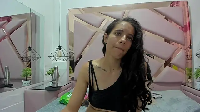 MiaCours online show from 10/06/25, 07:00