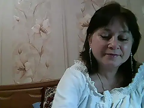 Snapshot of Samantha44021 chatting on 09/27/25, 09:42 Samantha44021 online show from 09/27/25, 09:42