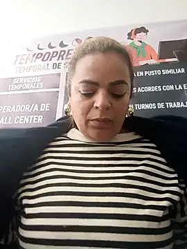 Mia-Glow online show from 11/15/25, 12:23