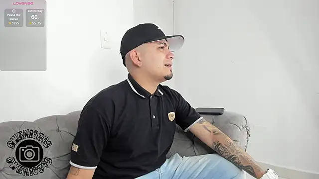 OwenStonne  online show from 10/05/25, 04:00