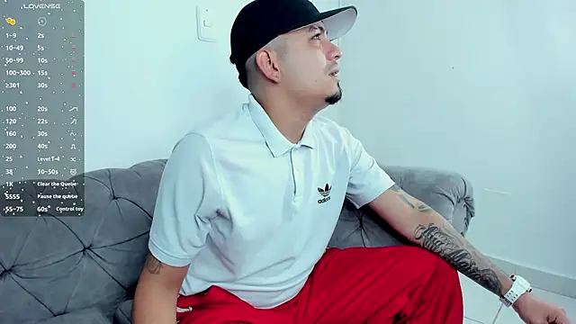 OwenStonne  online show from 11/10/25, 11:53