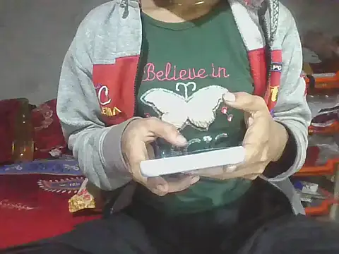 mala2580 online show from 12/16/25, 05:18