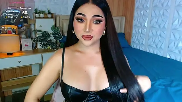 ValeriaHelaby online show from 12/02/25, 04:18