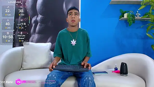 Snapshot of ender_h0t chatting on 09/16/25, 01:34 ender h0t online show from 09/16/25, 01:34