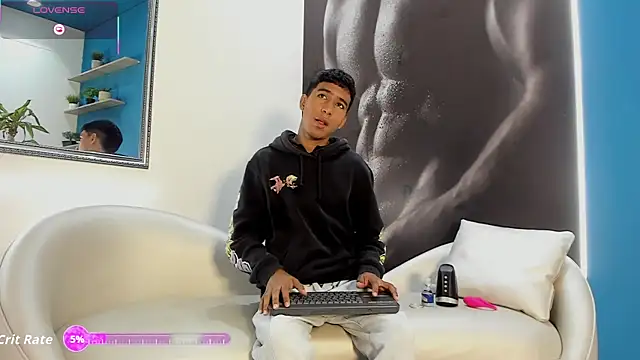 Snapshot of ender_h0t chatting on 11/20/25, 02:06 ender h0t online show from 11/20/25, 02:06